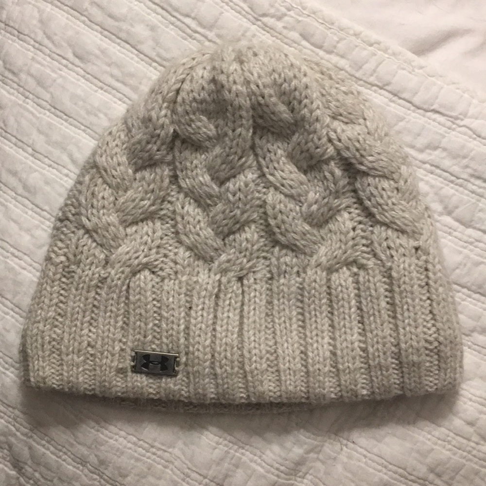 Cozy Under Armour knit hat